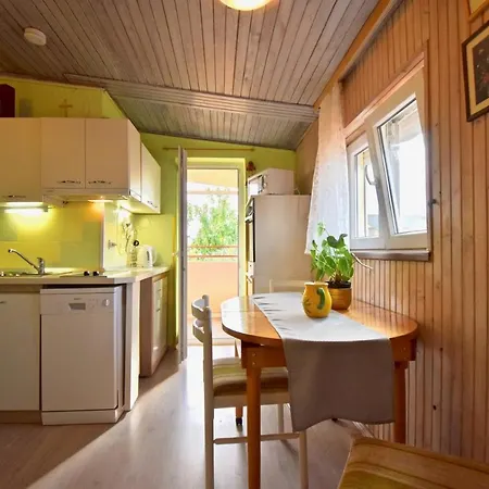 Guest house Holiday Apartments Medulin 3*