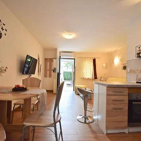 Guest house Holiday Apartments Medulin Medulin