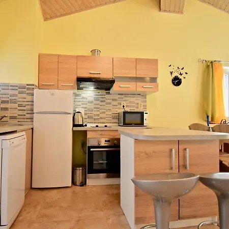 Guest house Holiday Apartments Medulin